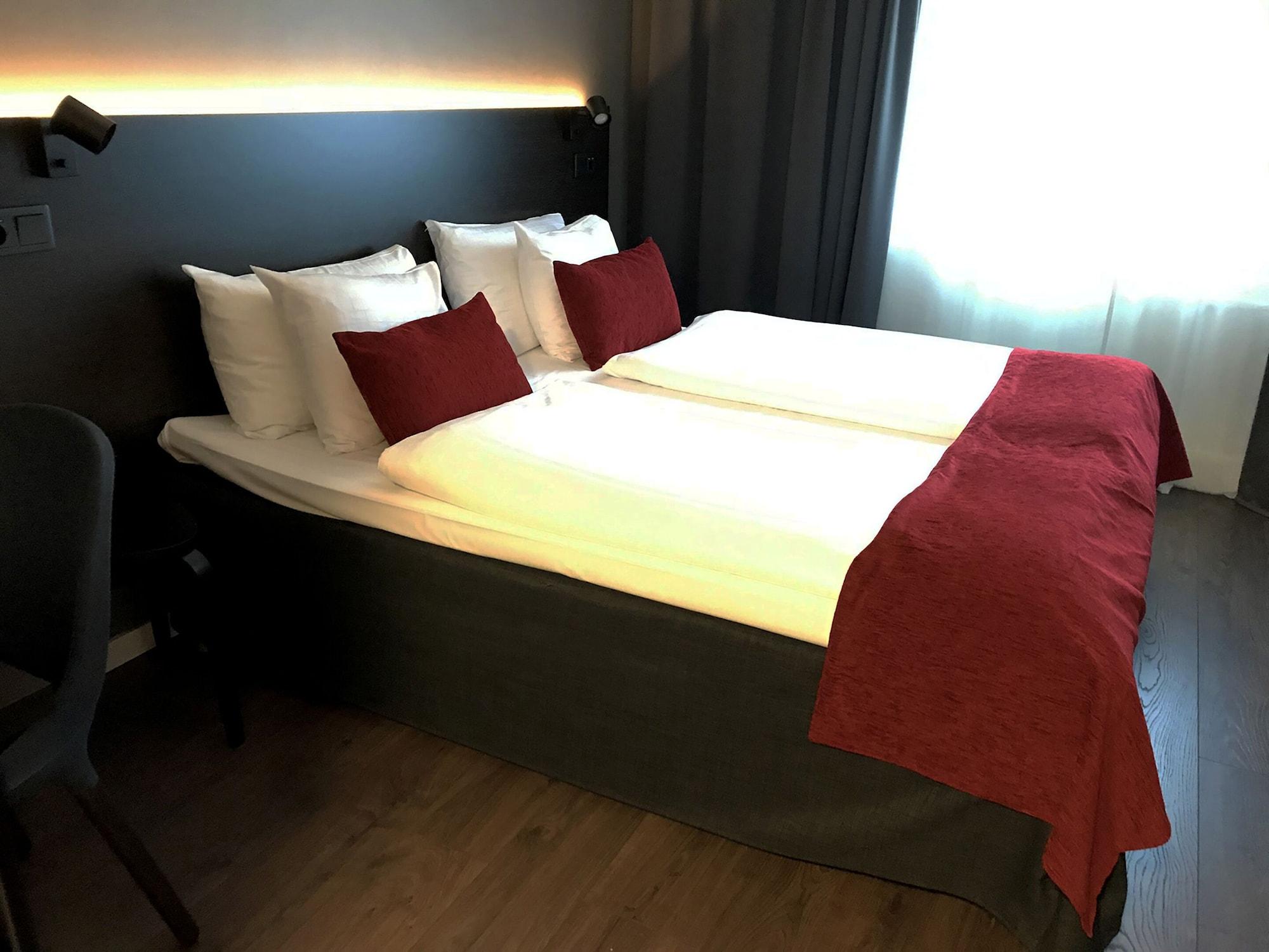 Best Western Hotel Savoy Κάρλσταντ Εξωτερικό φωτογραφία